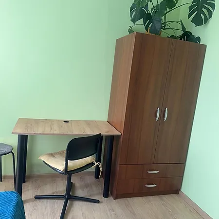 Clickonthecozylime Czechow Hostel *