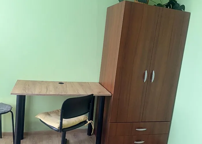 Clickonthecozylime Czechow Hostel *