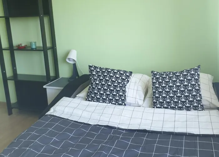 Clickonthecozylime Czechow Hostel