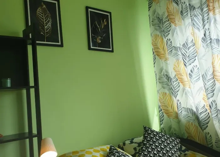 Clickonthecozylime Czechow Hostel *